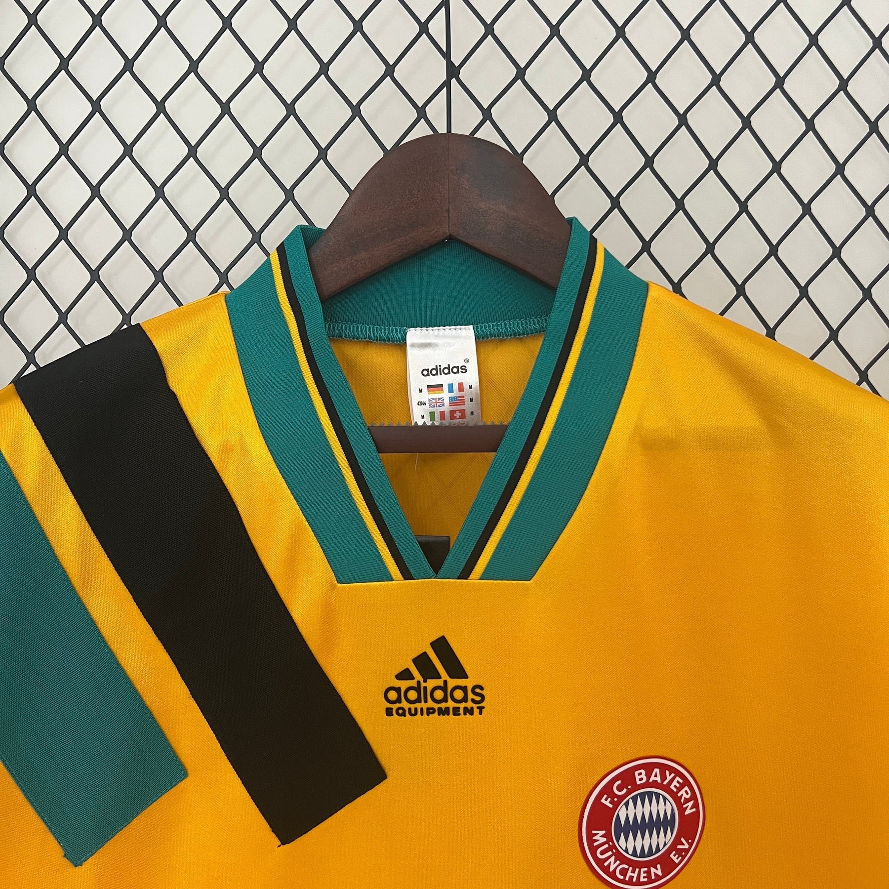 CAMISA BAYERN DE MUNICH RETRÔ AWAY 93/95