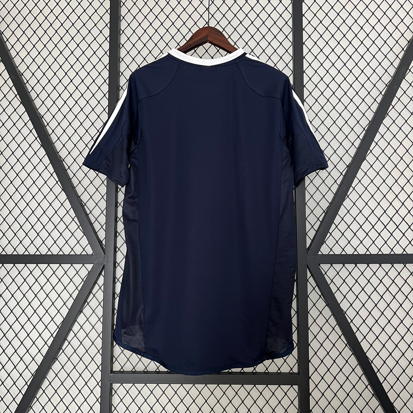 CAMISA REAL MADRID RETRÔ THIRD 04/05