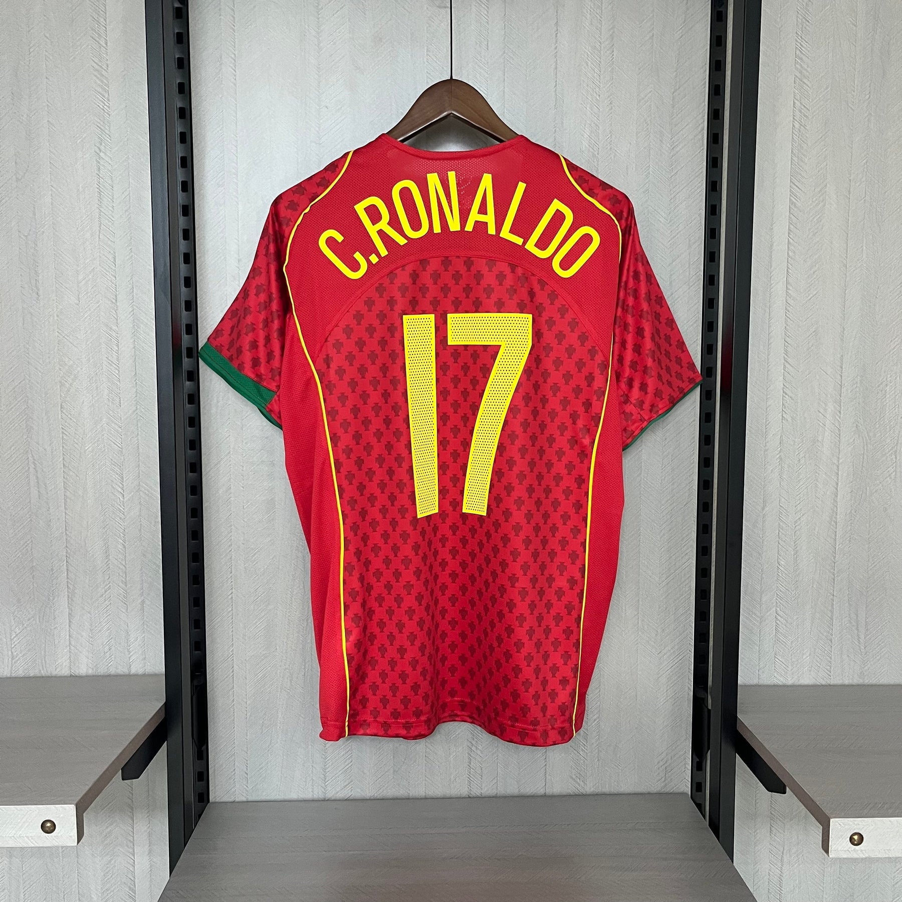 Camisa Retrô Portugal I 2004