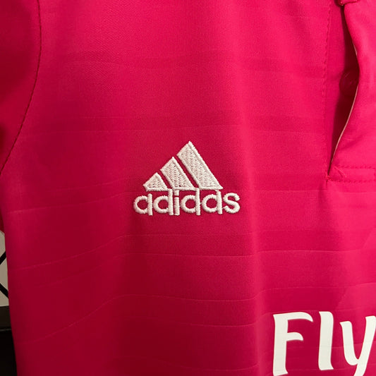 KIT INFANTIL RETRÔ REAL MADRID AWAY 14/15