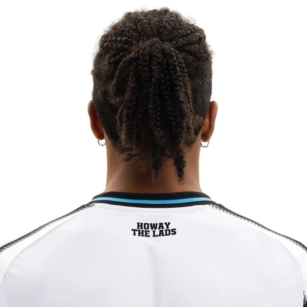 Camisa Newcastle Home 2025/26 Manga Longa