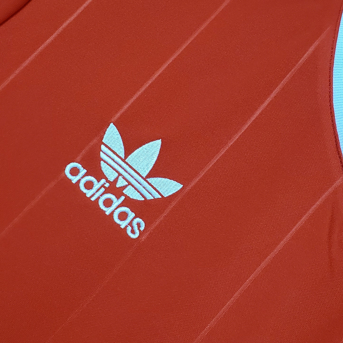 CAMISA RETRÔ MANCHESTER UNITED HOME 83/84