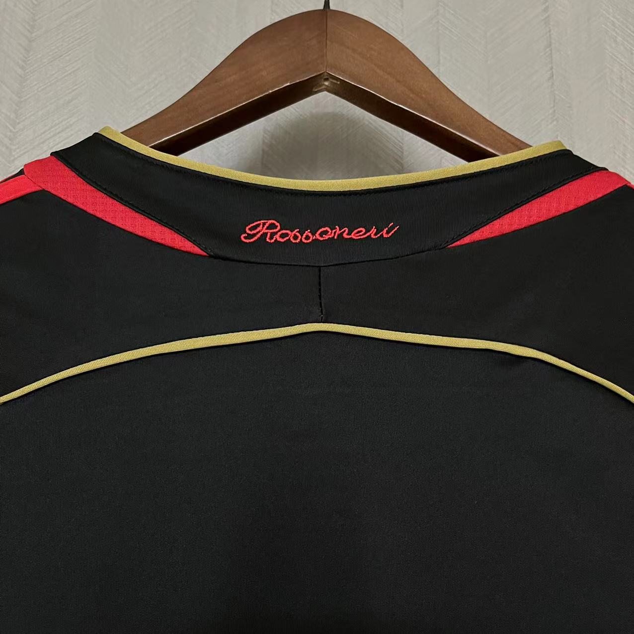 CAMISA RETRÔ MILAN THIRD MANGA LONGA 06/07