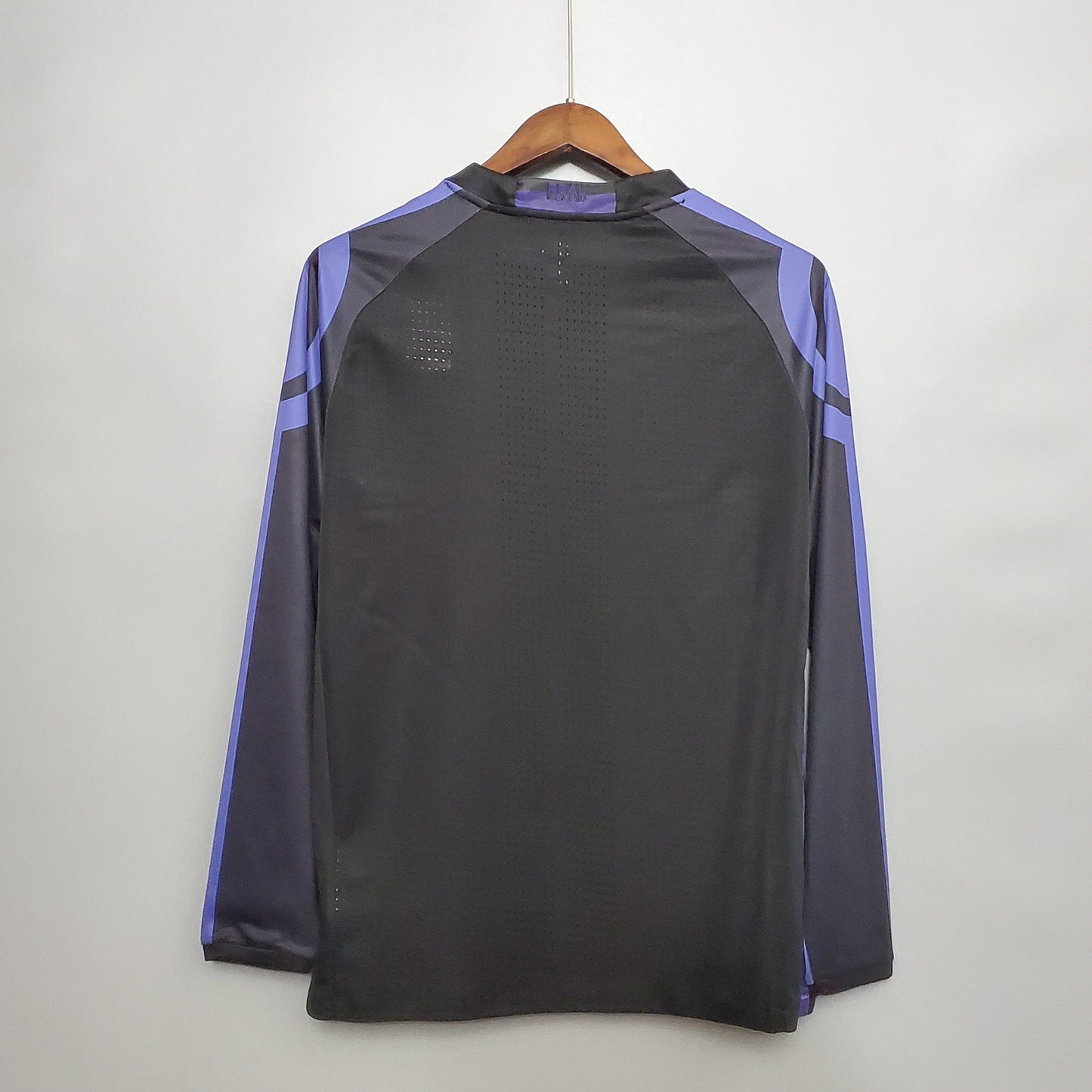 CAMISA REAL MADRID MANGA LONGA RETRÔ THIRD 16/17
