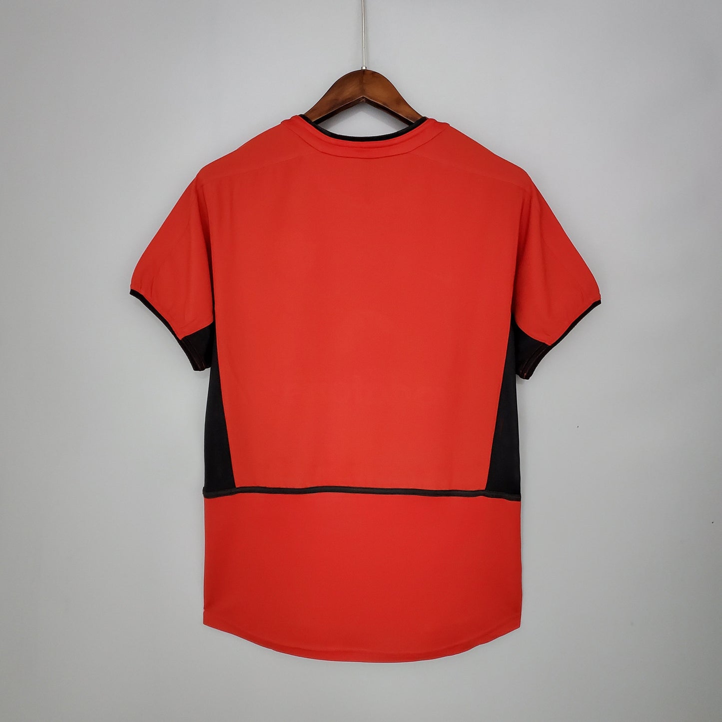 CAMISA RETRÔ MANCHESTER UNITED HOME 02/04