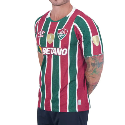 Camisa Masculina Fluminense I 2023/24 Patchs Campeão Libertadores