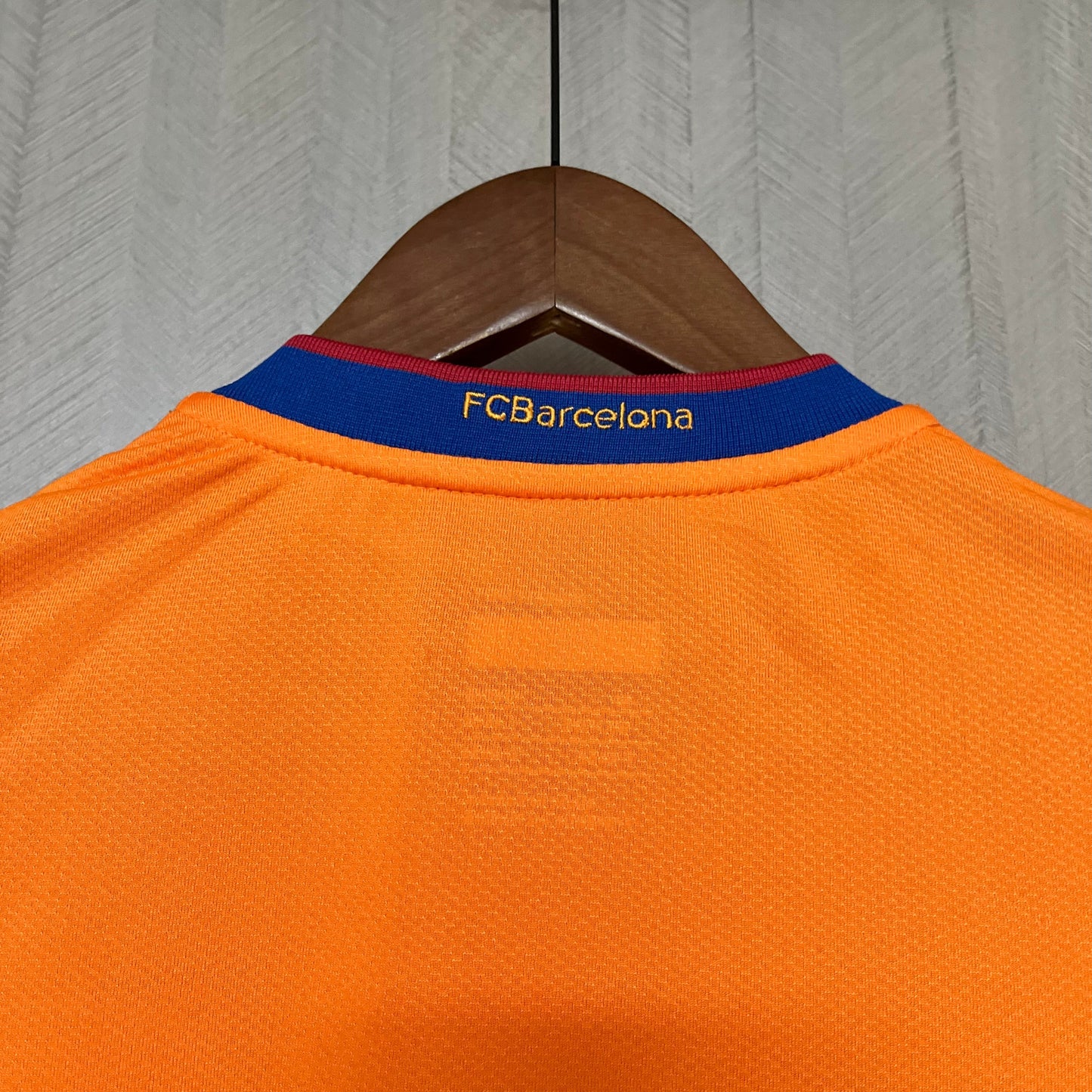 CAMISA RETRÔ BARCELONA AWAY 06/07