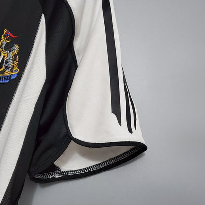 Camisa Retrô Newcastle Home 2005/06