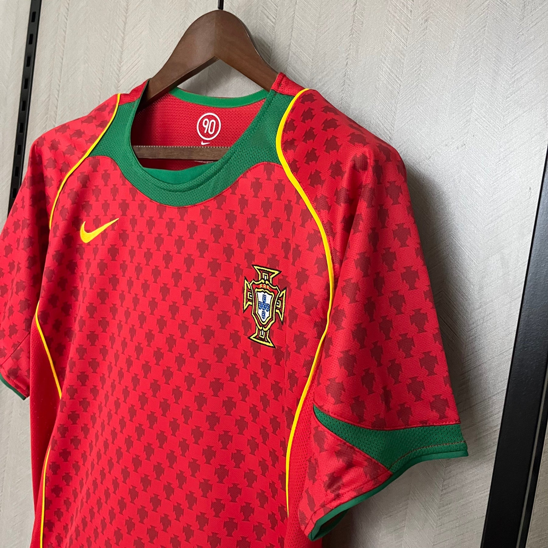 Camisa Retrô Portugal I 2004