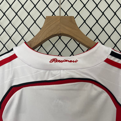 KIT INFANTIL RETRÔ MILAN AWAY 06/07