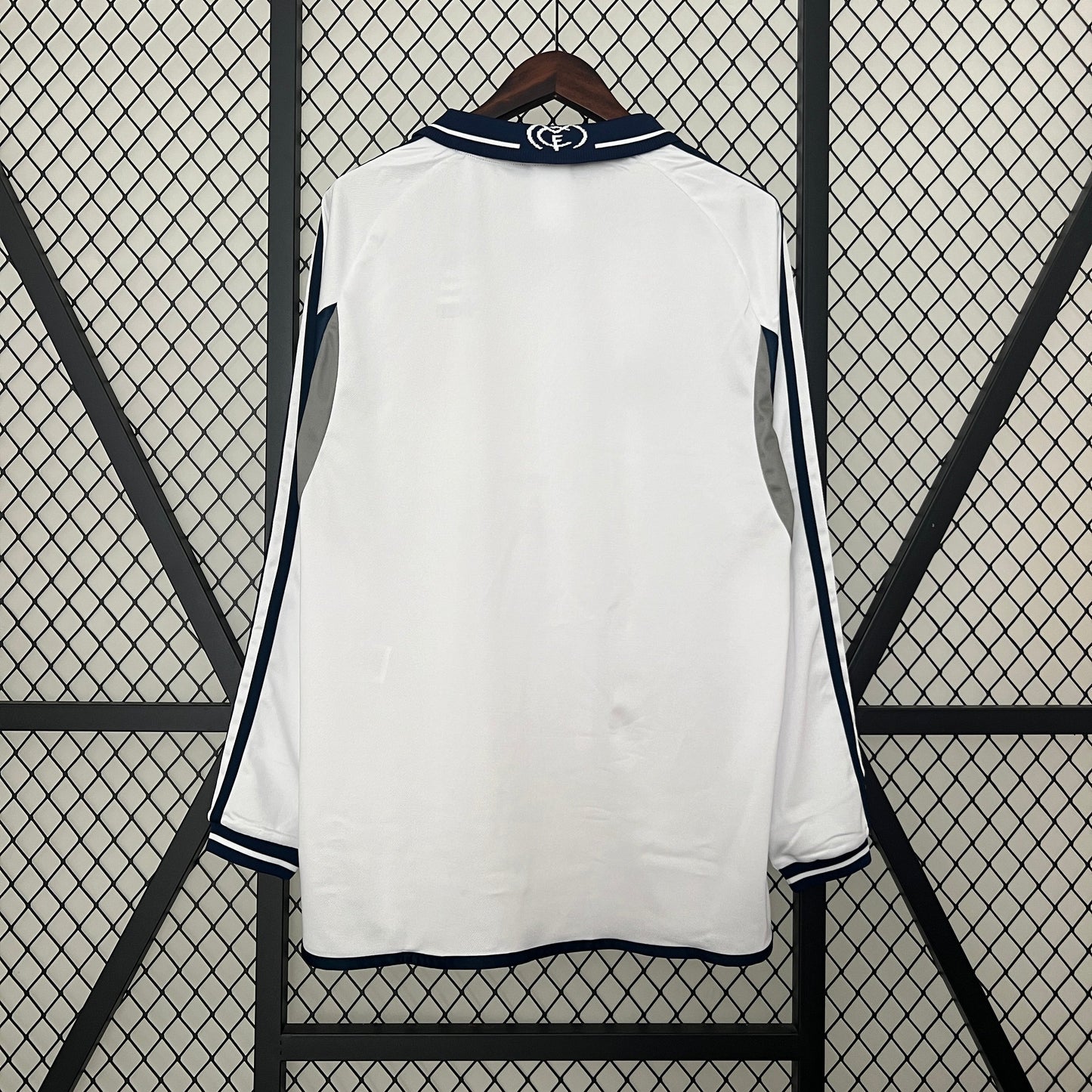 CAMISA REAL MADRID MANGA LONGA RETRÔ HOME 00/01