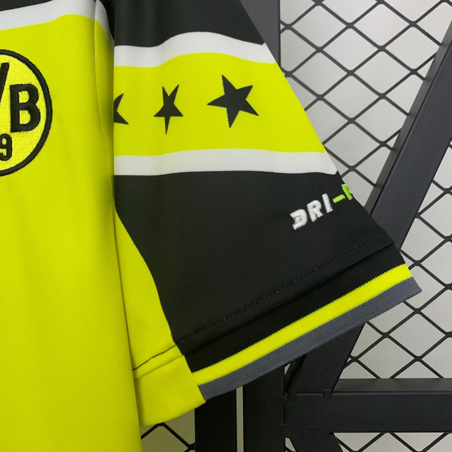 Camisa Retrô Borussia Dortmund Home 1996/97