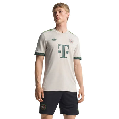 Camisa Masculina Bayern de Munique Oktoberfest 2025/26