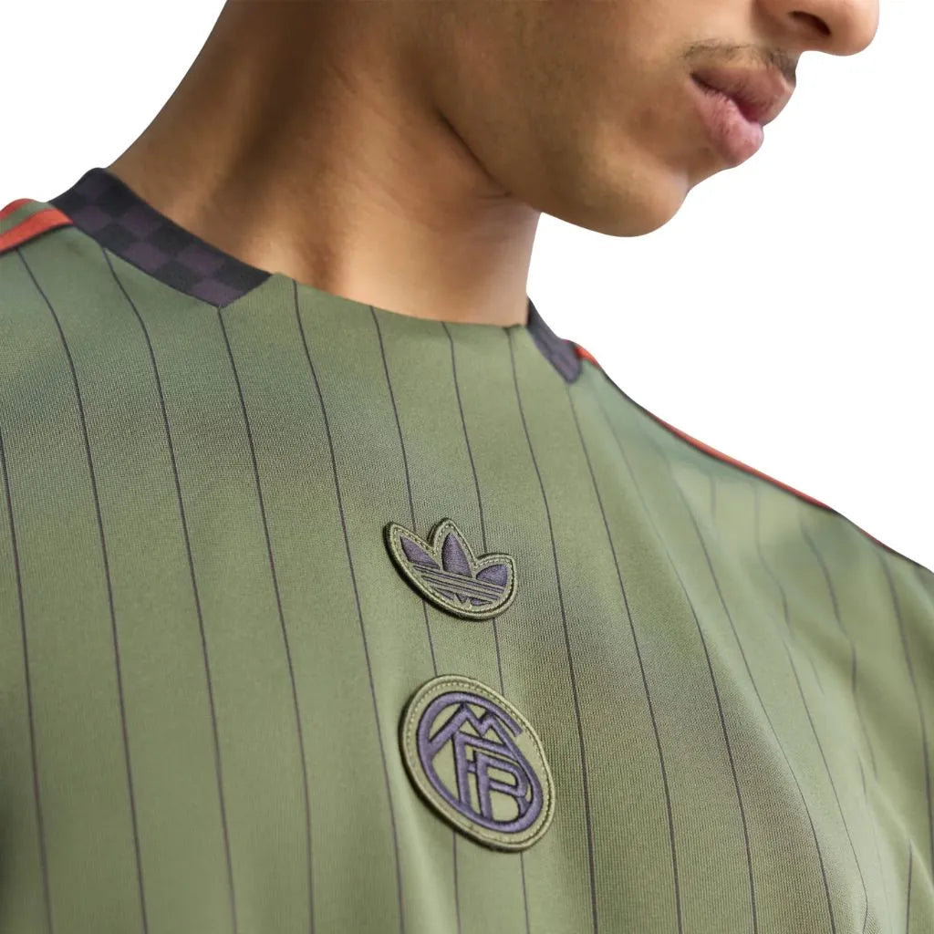 Camisa Bayern de Munique Terrace Icons