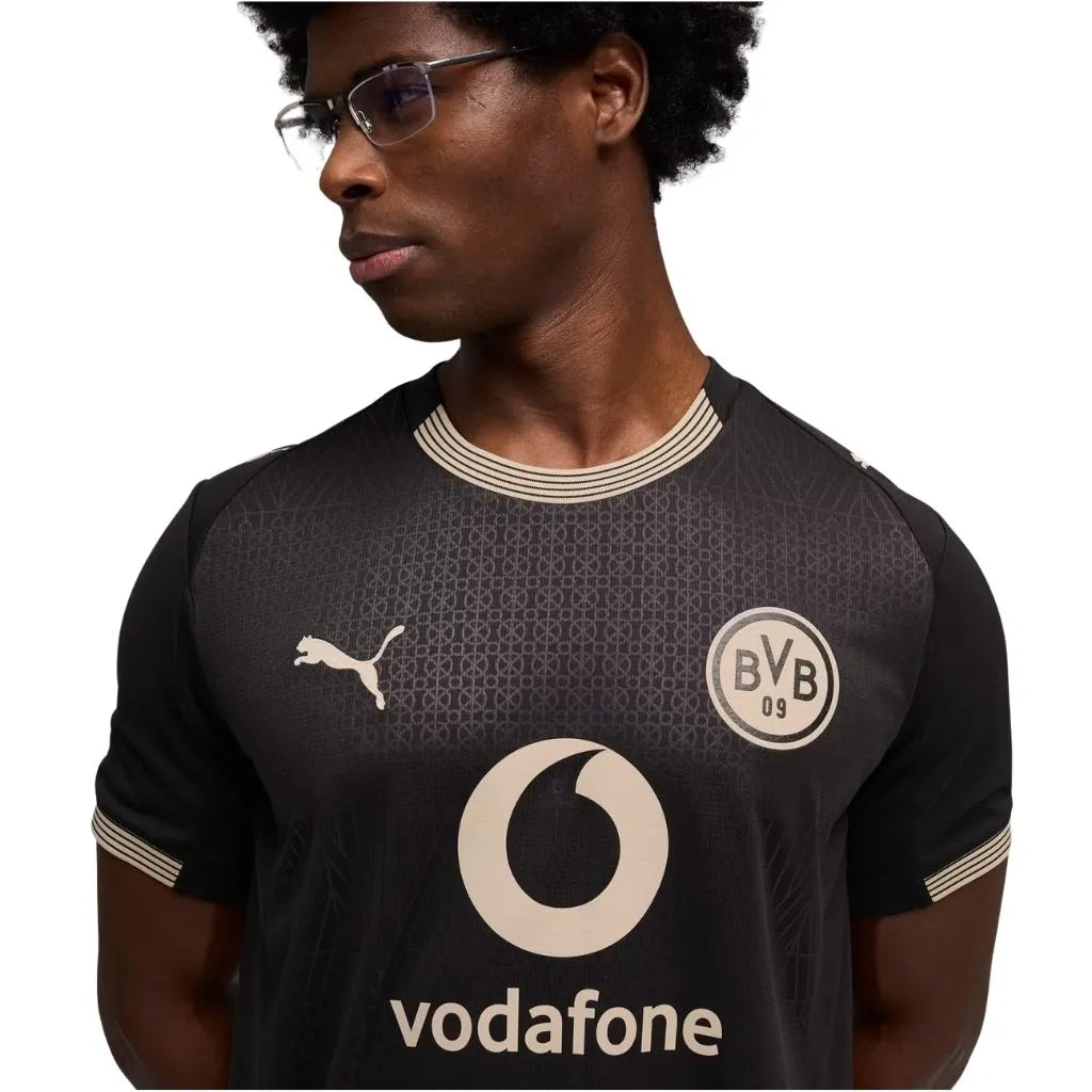 Camisa Masculina Borussia Dortmund Especial 100th Rote Erde 2026/27 Authentic