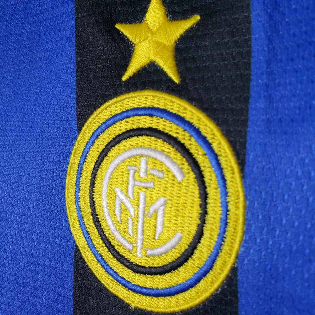 Camisa Retrô Inter de Milão 1998/99 Titular Azul/Preta