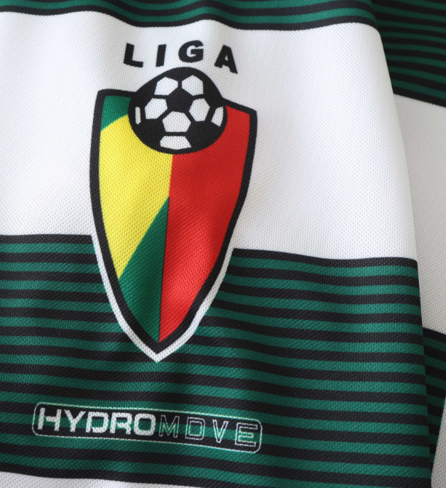 Camisa Retrô Sporting CP Home 2001/03 Manga Longa