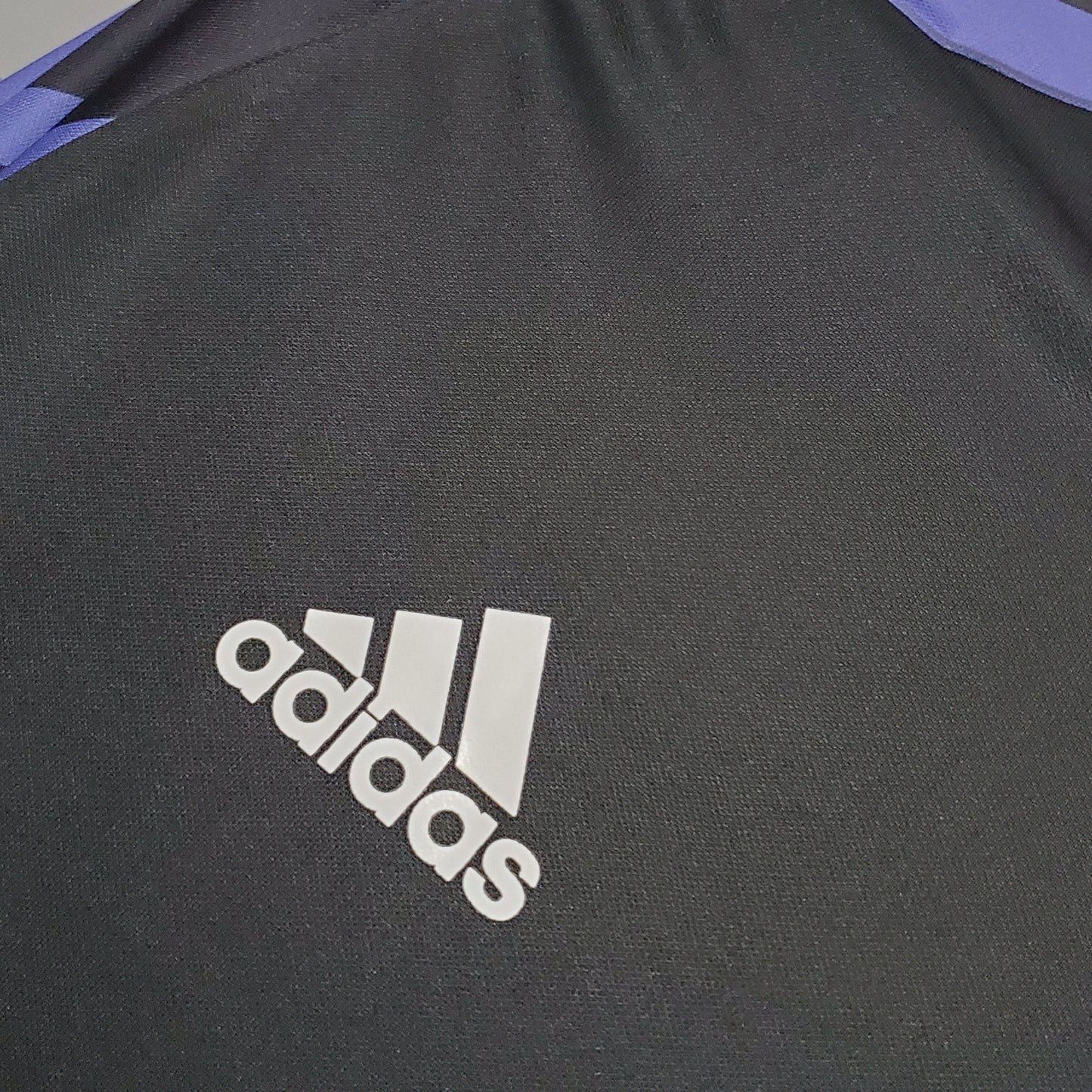 CAMISA REAL MADRID MANGA LONGA RETRÔ THIRD 16/17