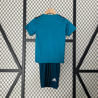 KIT INFANTIL RETRÔ REAL MADRID AWAY 17/18