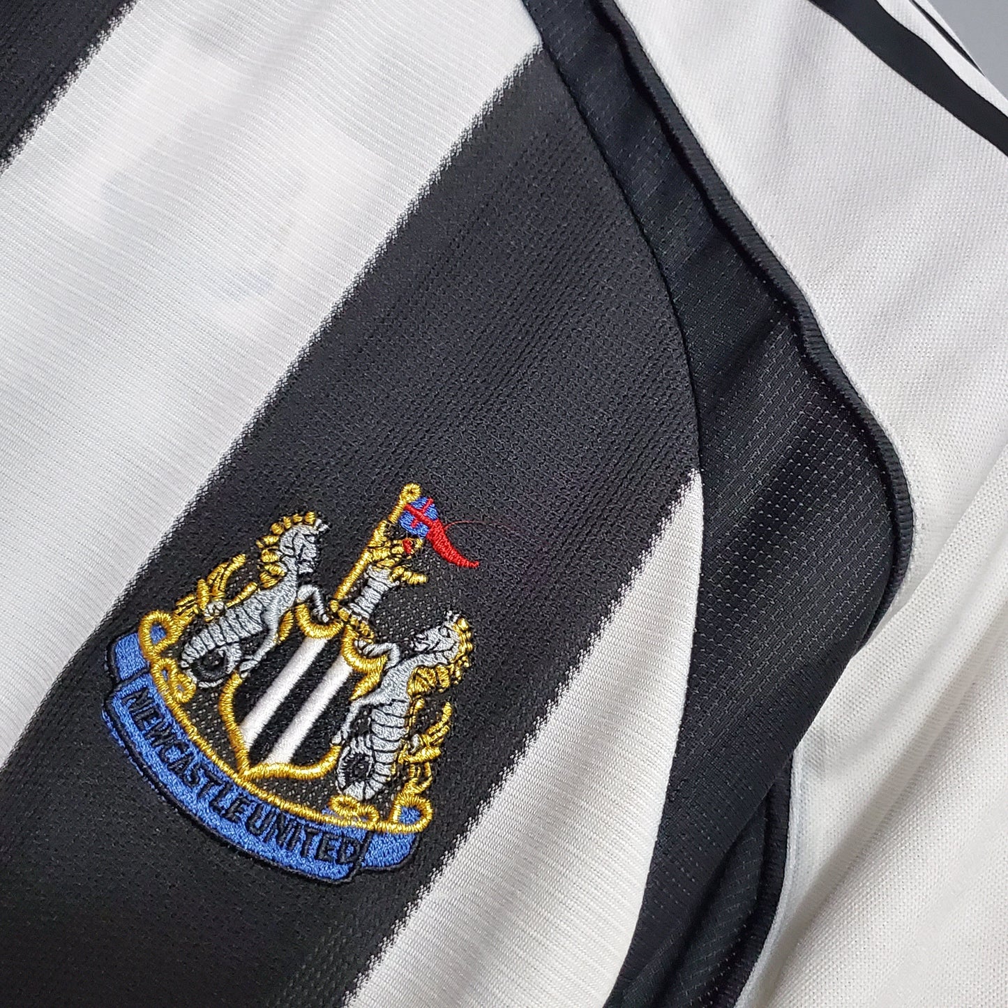 Camisa Retrô Newcastle Home 2005/06