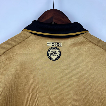 Camisa Retrô Manchester United 2001/02 100th (DUPLA FACE)