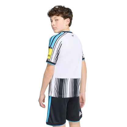 Conjunto Infantil Newcastle Home 2026/27