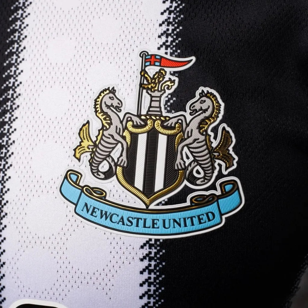 Camisa Masculina Newcastle Home 2025/26 Authentic